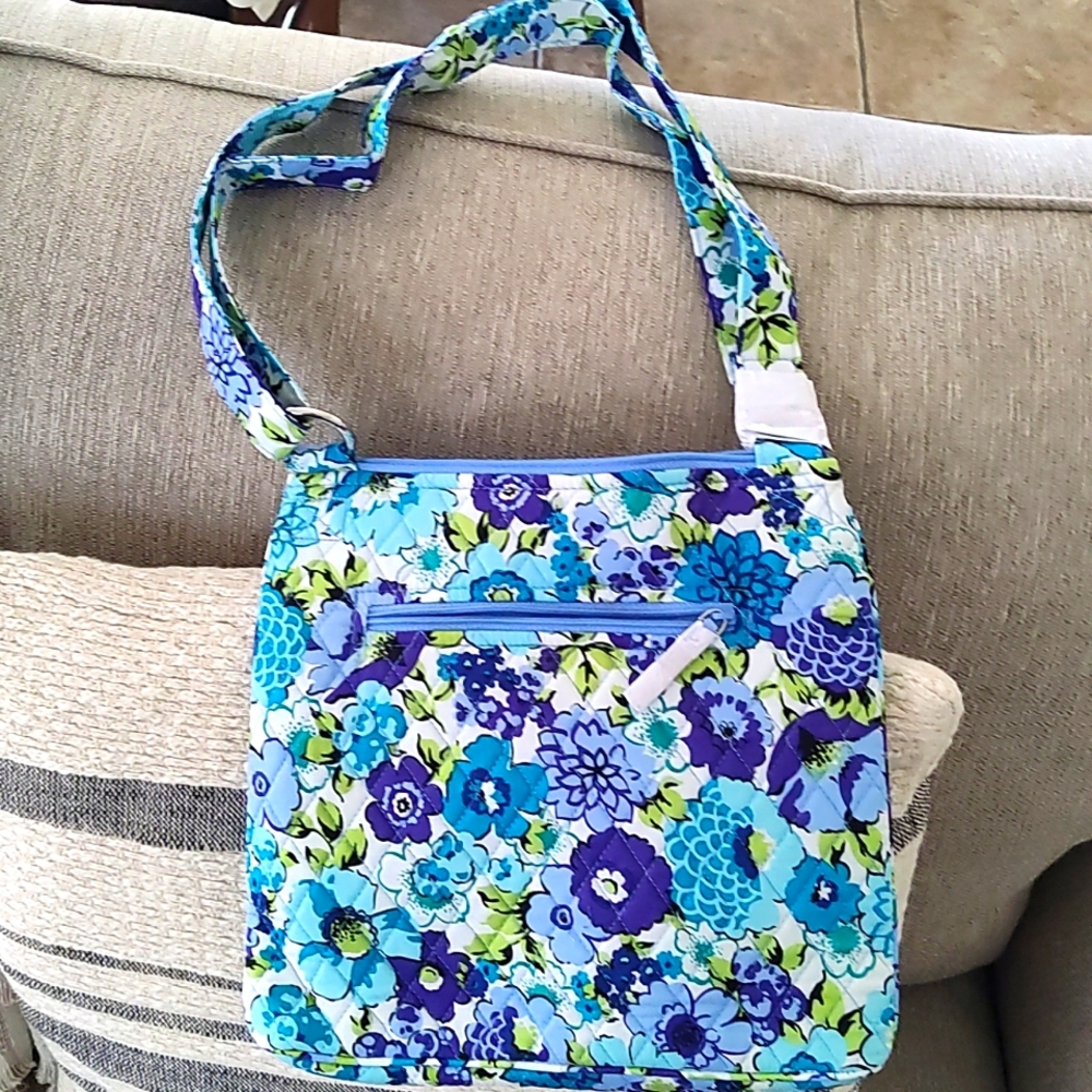 BRAND NEW Vera Bradley Hipster Cross Body Bag